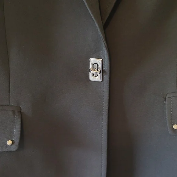 🆕💲SALE💲 ⭐GORGEOUS TAHARI Blazer - PERFECT CONDITION ⭐🆕 - Picture 4 of 8